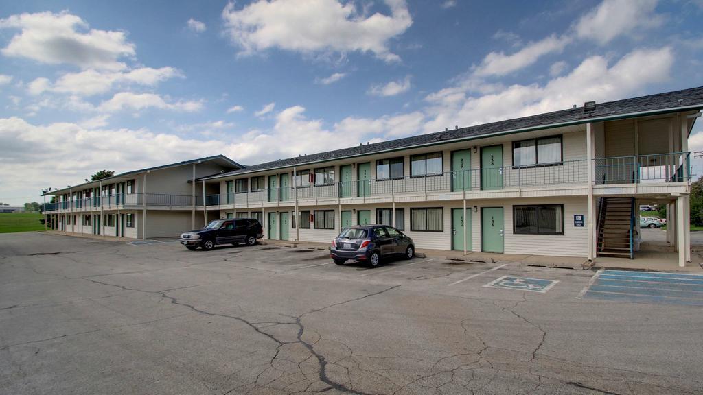 Motel 6 Des Moines South - Airport Esterno foto
